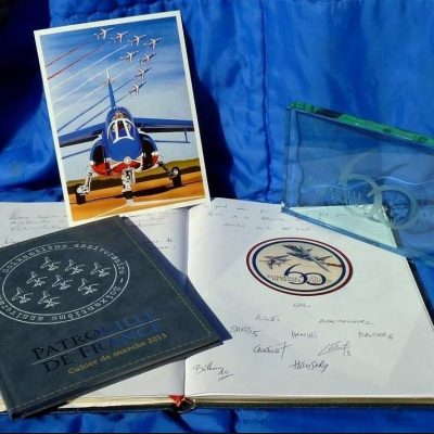 S 60 anniversaire patrrouille de france livre et objets